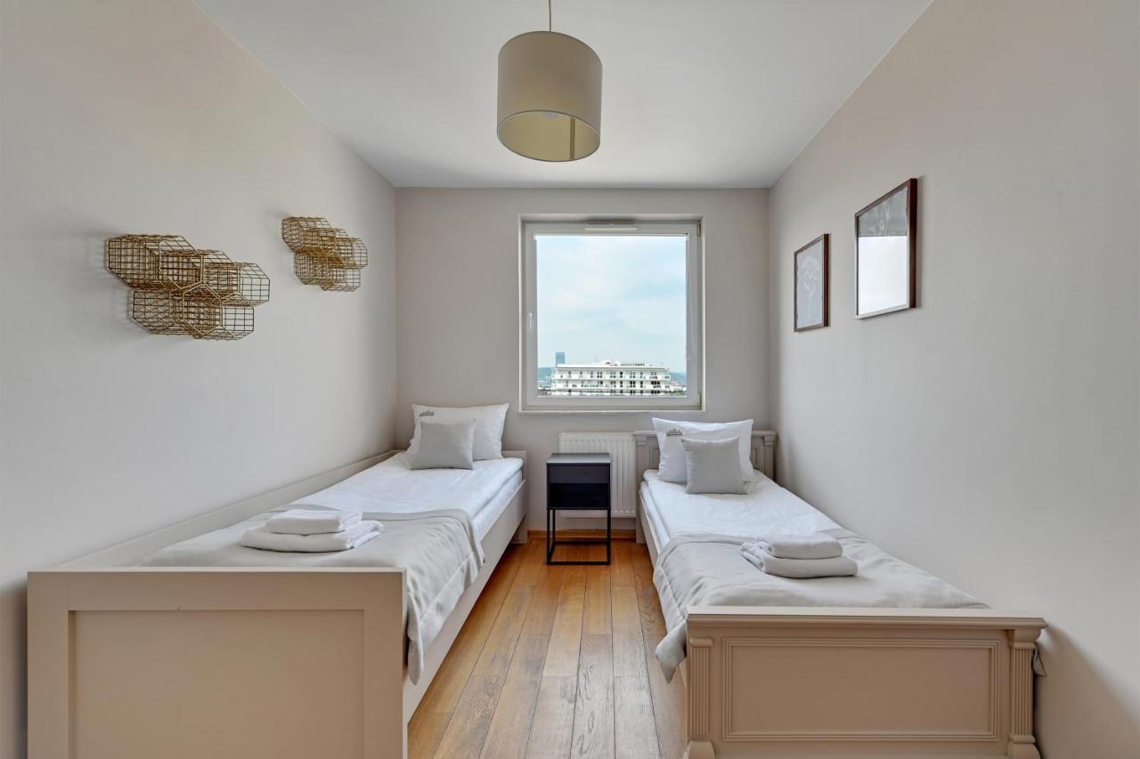 Top Floor Z Widokiem Na Morze By Downtown Apartments Danzig Exterior foto